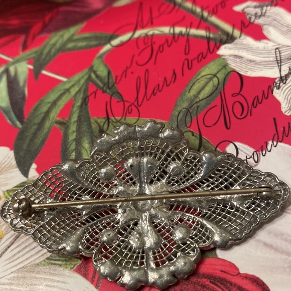 Vintage pot metal & rhinestone brooch 2 1/2” x 1 1/2” - Picture 3 of 4
